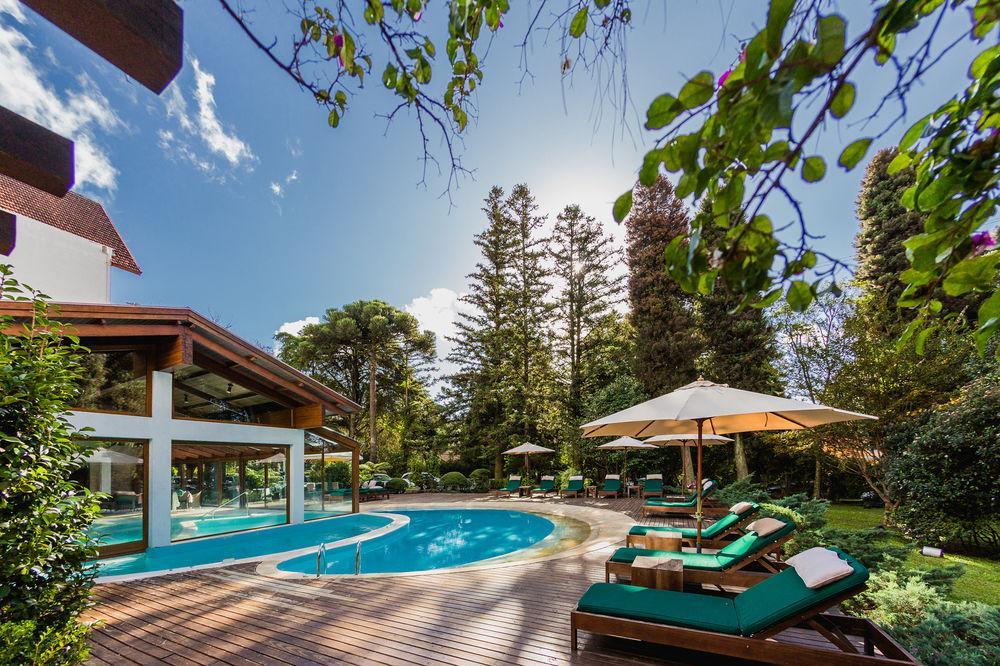 Bavaria Sport Hotel Gramado Ngoại thất bức ảnh The swimming pool at the hotel